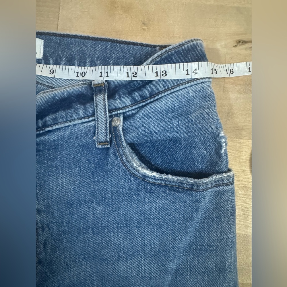 Abercrombie & Fitch Women's 90’s Straight Leg Blue Jeans - Picture 4 of 9